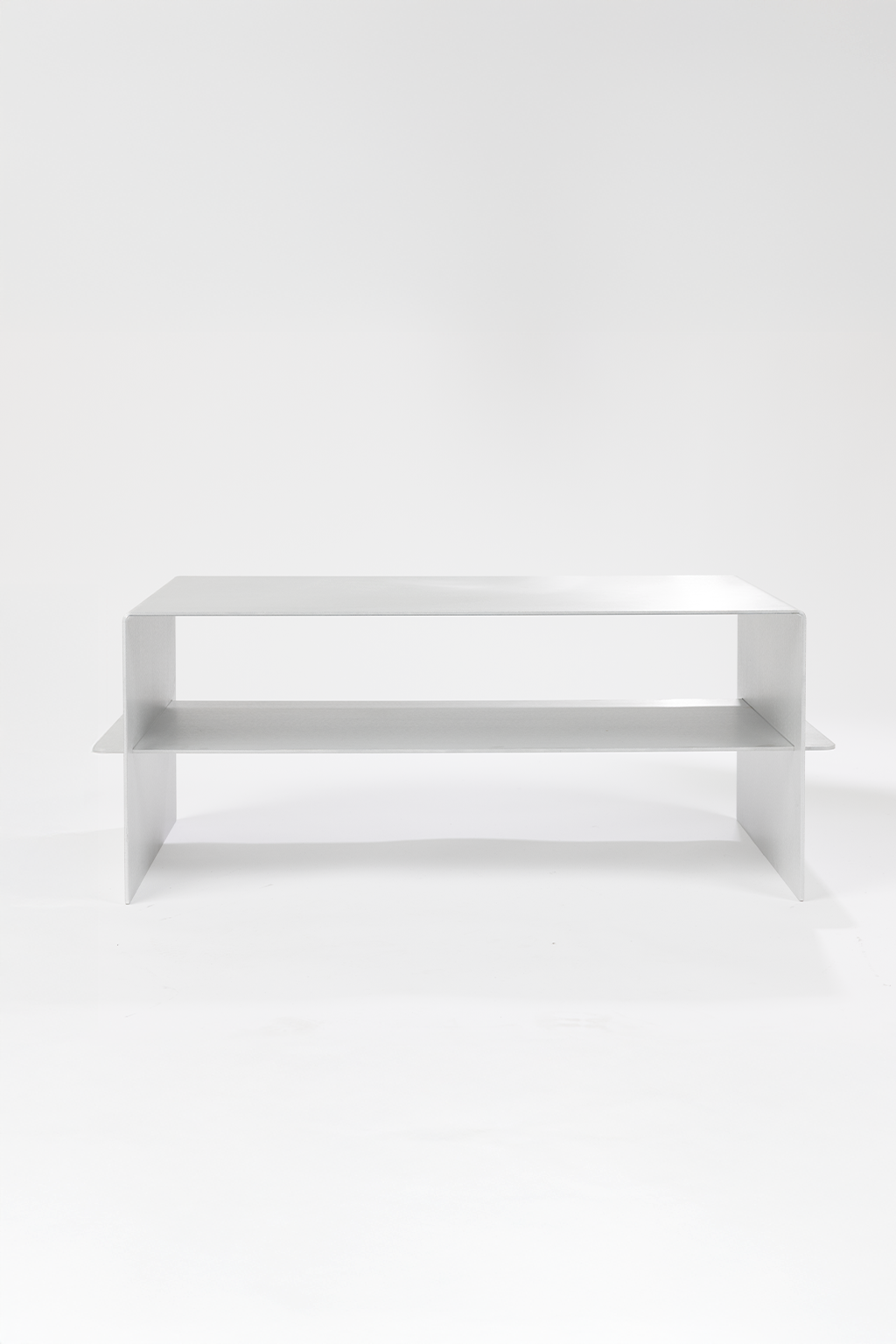 LURA_3 | Coffee table, 80 cm with shelf