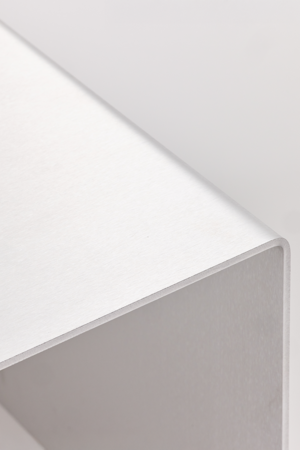 LURA_2 | Soffbord, 120 cm